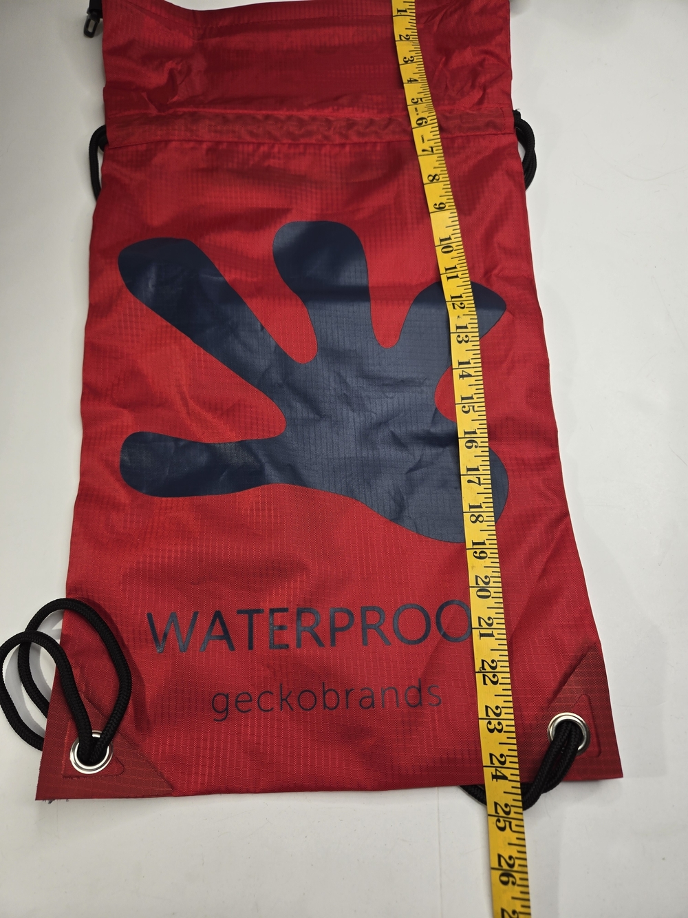 Geckobrand Waterproof Red Drawstring Backpack - Picture 2 of 10